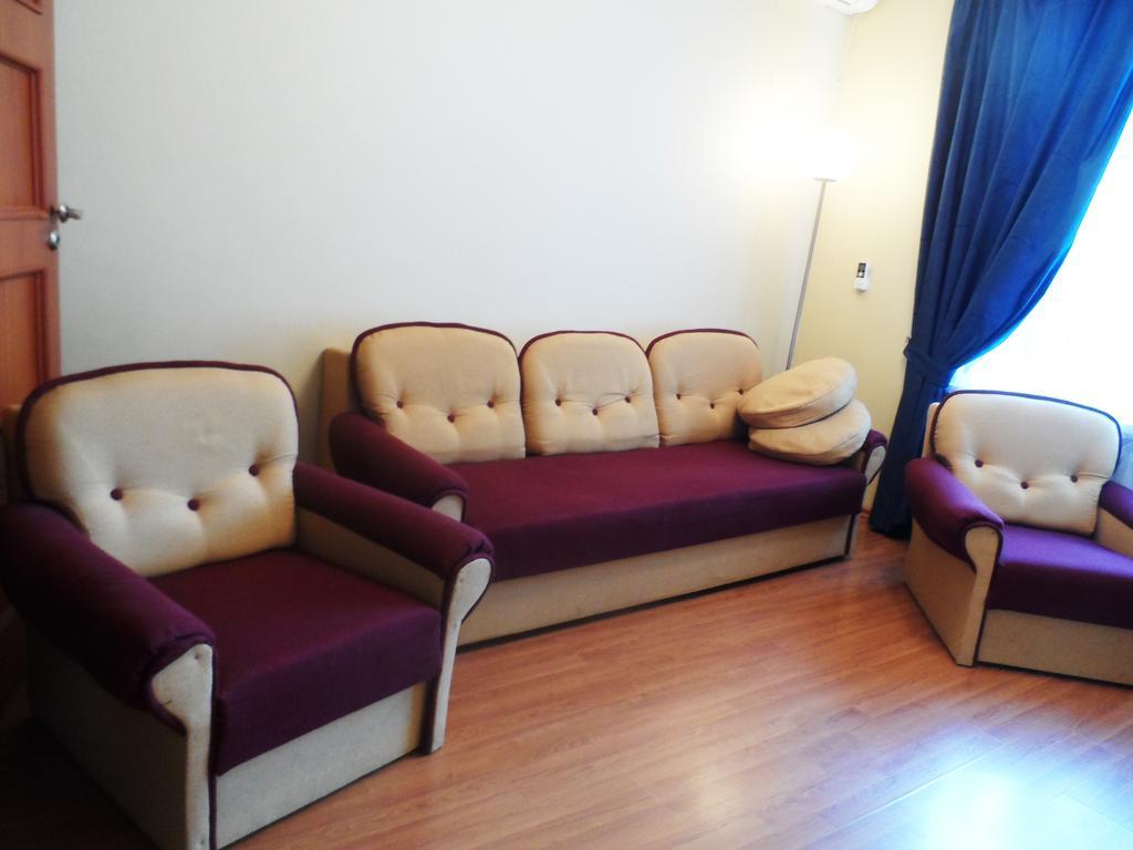 Apartment On Skorykovskyi Lane 4 Dnipro Exterior photo